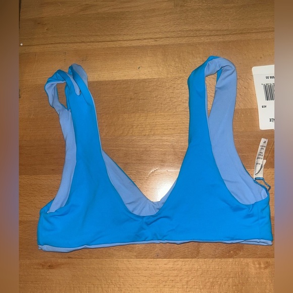 L*Space One Wave Cutout Reversible Bikini Top Ocean Blue/light blue - Picture 7 of 8